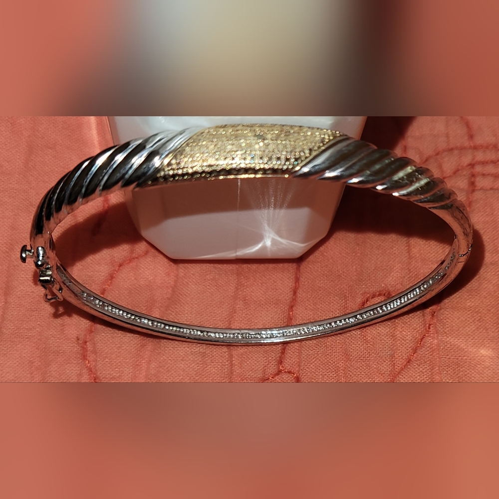 Bracelet - Picture 2 of 2